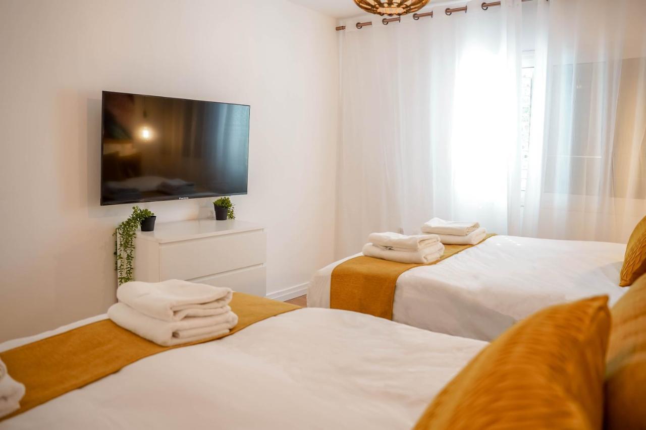 Yalarent Ivy Villa With Private Pool 엘라트 외부 사진
