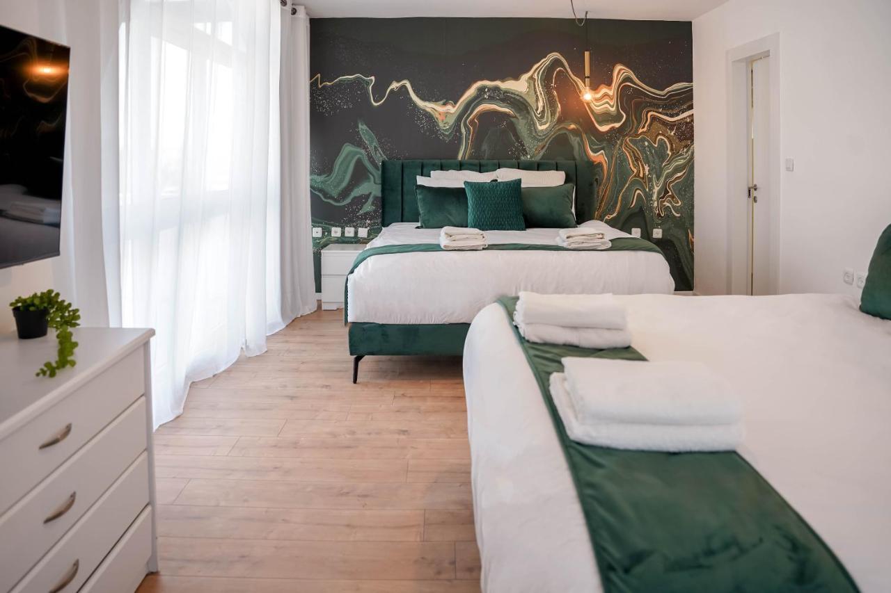 Yalarent Ivy Villa With Private Pool 엘라트 외부 사진